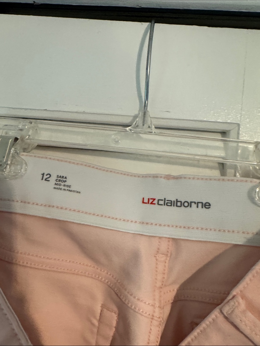 Liz Claiborne Light Pink Capri Pants - Picture 2 of 5